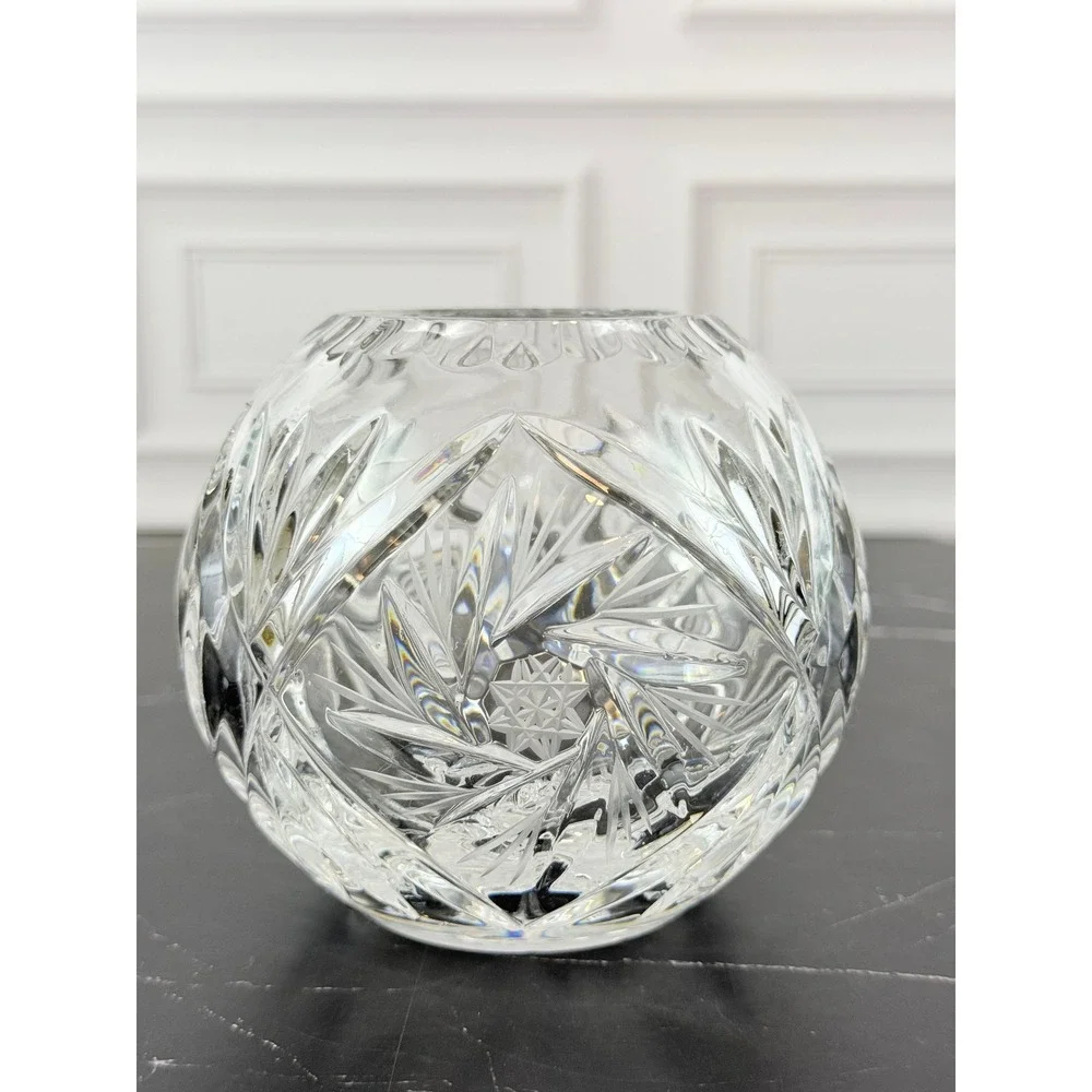 Vintage Bohemian Cut Pinwheel Pattern Cut Crystal Sphere Vase 4